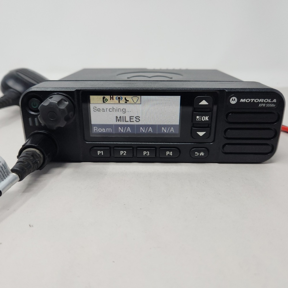 MOTOROLA XPR5550e UHF 2-Way Radio AAM28QNN9RA1AN Connect Plus